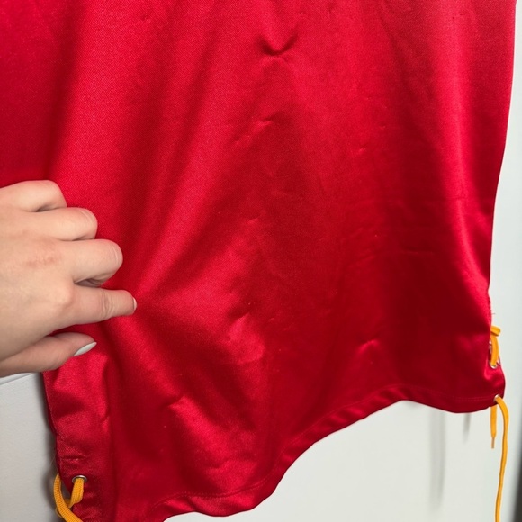 ✨ Vintage-Inspired Kansas City Chiefs Jersey Tee – Women’s Sz M bling Swiftie - Picture 10 of 10